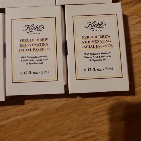 KIEHLS FEURLIC BREW REJUVENATING FACIAL ESSENCE - Picture 3 of 3